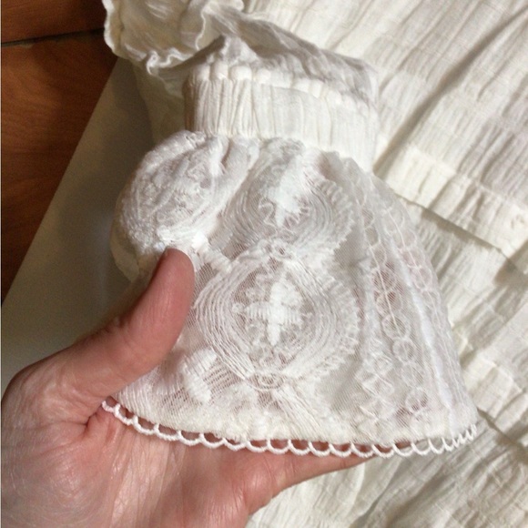 HP! ⭐️🩷☺️☺️☺️Rare One Teaspoon Angel top - Picture 5 of 6